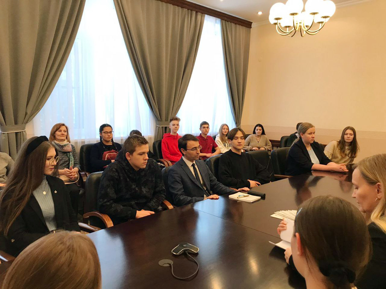 Совместные проекты развития города и региона обсудили представители молодёжного парламента Обнинска и руководство Физико-энергетического института