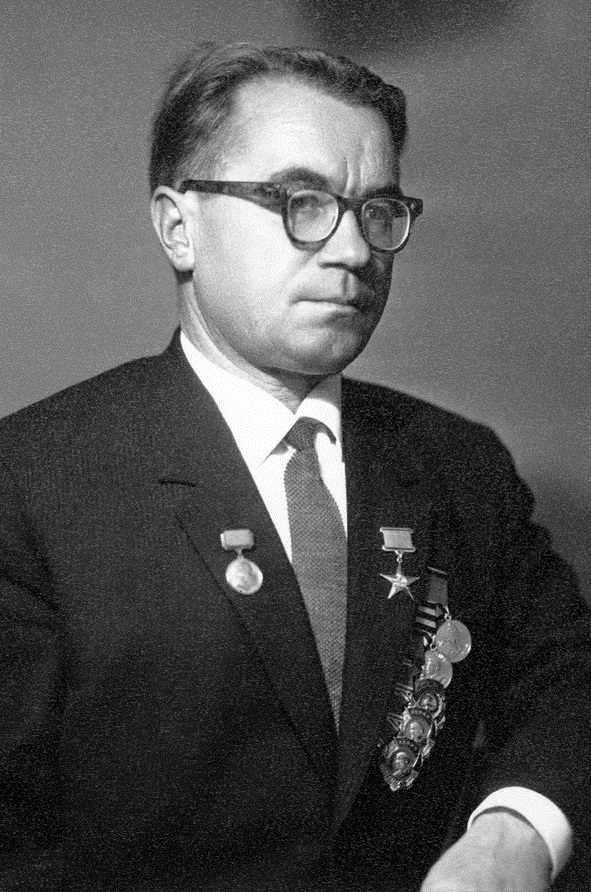 Вспоминая основателей: 100 лет со дня рождения Владимира Александровича Малых