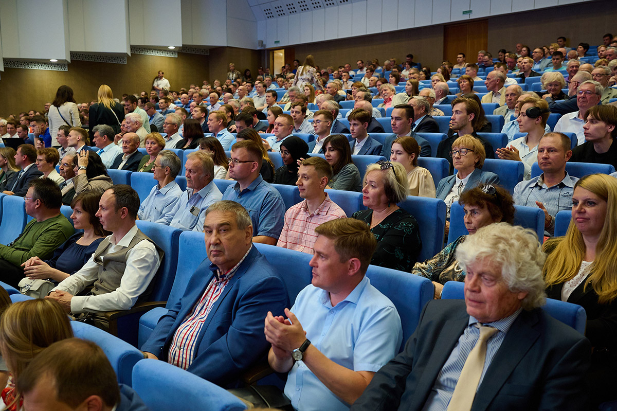 Торжественное заседание научно-технического совета, посвященное 70-летию Первой в мире атомной электростанции, состоялось 26 июня в Обнинске.