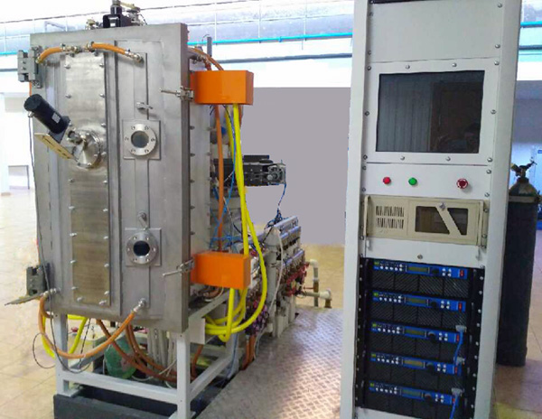 Установка магнетронного напыления с планарными магнетронными источниками длиной до 1000 мм и системой высокоскоростного ионного травления