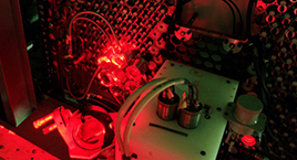 Оптический квантовый усилитель с ядерной накачкой