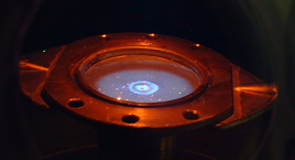 Интенсивные источники нейтронов на базе ускорителей